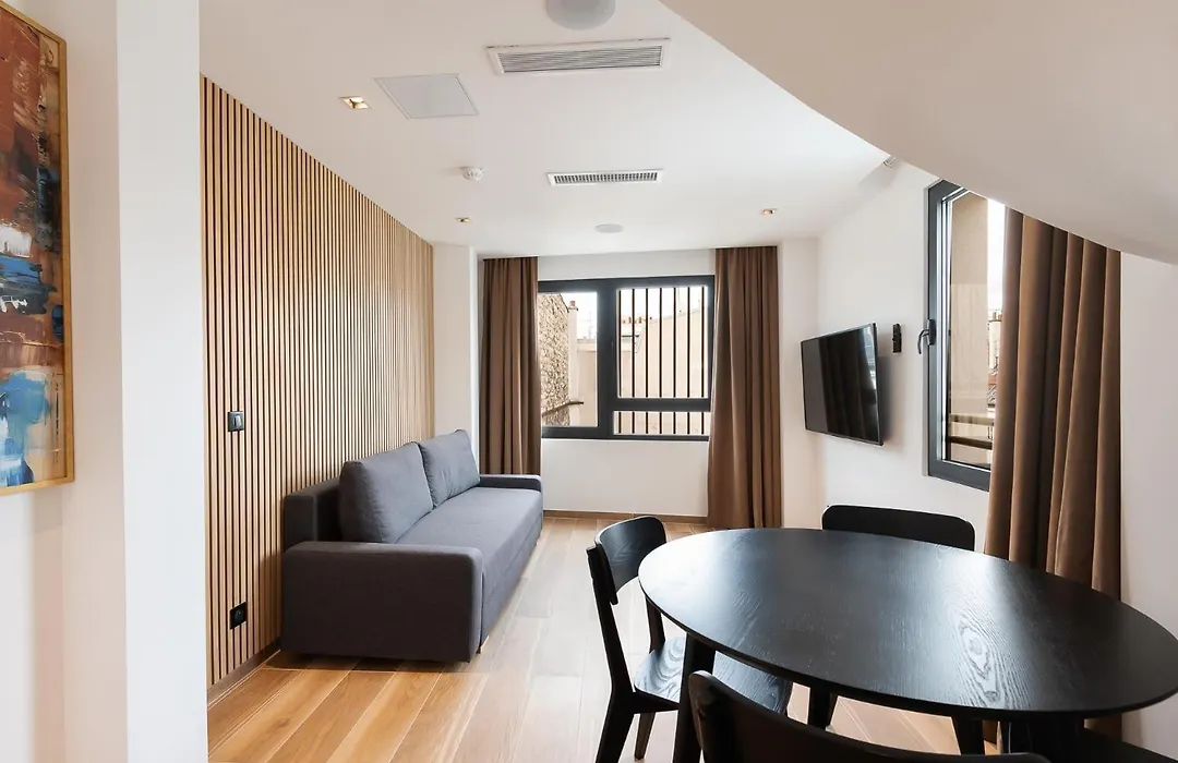 Les Suites HCR-1